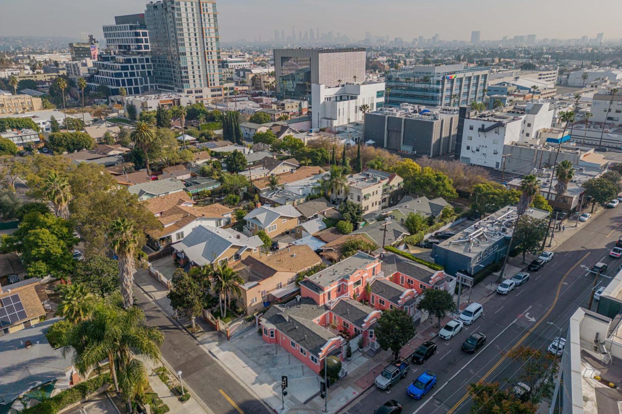 Southwest Chic Bungalow In The Heart Of Hollywood 洛杉矶 外观 照片